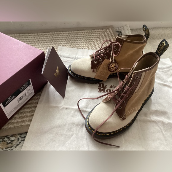 Dr Martens Suede boots (Made in England) - Picture 4 of 13